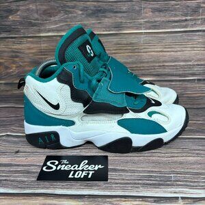 Nike Air Max Speed Turf GS Youth Athletic Basketball Shoes Size 7